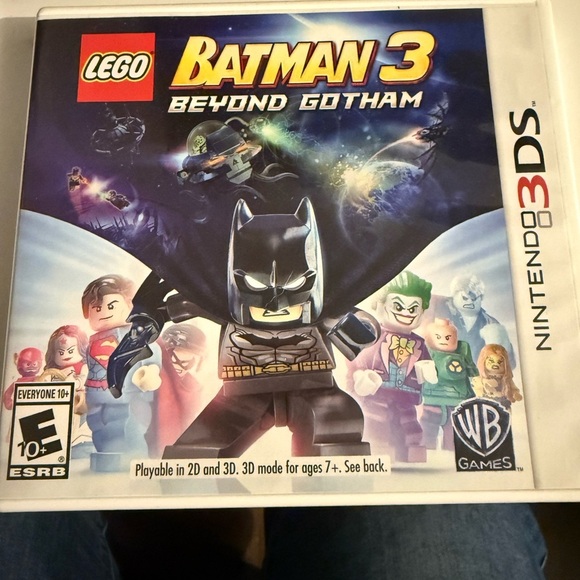 Nintendo 3DS LEGO Heroes and Villains Unite Game Cartridge - Picture 1 of 4